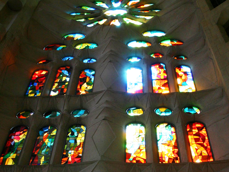 Sagrada Familia - vitraža na prozorima