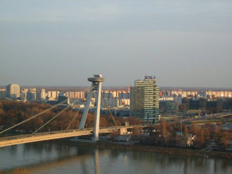Novi most, Bratislava (UFO)